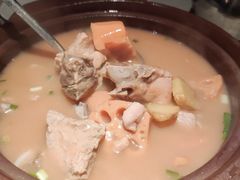 -小凤庭·地道湖北菜武昌鱼·藕汤(38年黄鹤楼店)