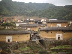 -初溪土楼群
