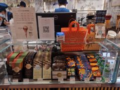 零售区-VENCHI 闻绮(北京汉光店)
