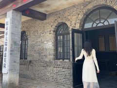 -清风小镇闯关东影视基地