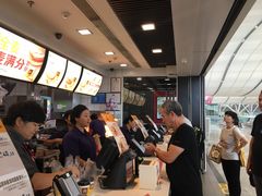 -麦当劳(深圳北站高铁店)