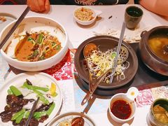 -云海肴·汽锅鸡·云南菜(天山百盛优客店)