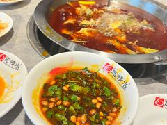 -忘情水鱼头·鲜鱼火锅(滨江中路店)