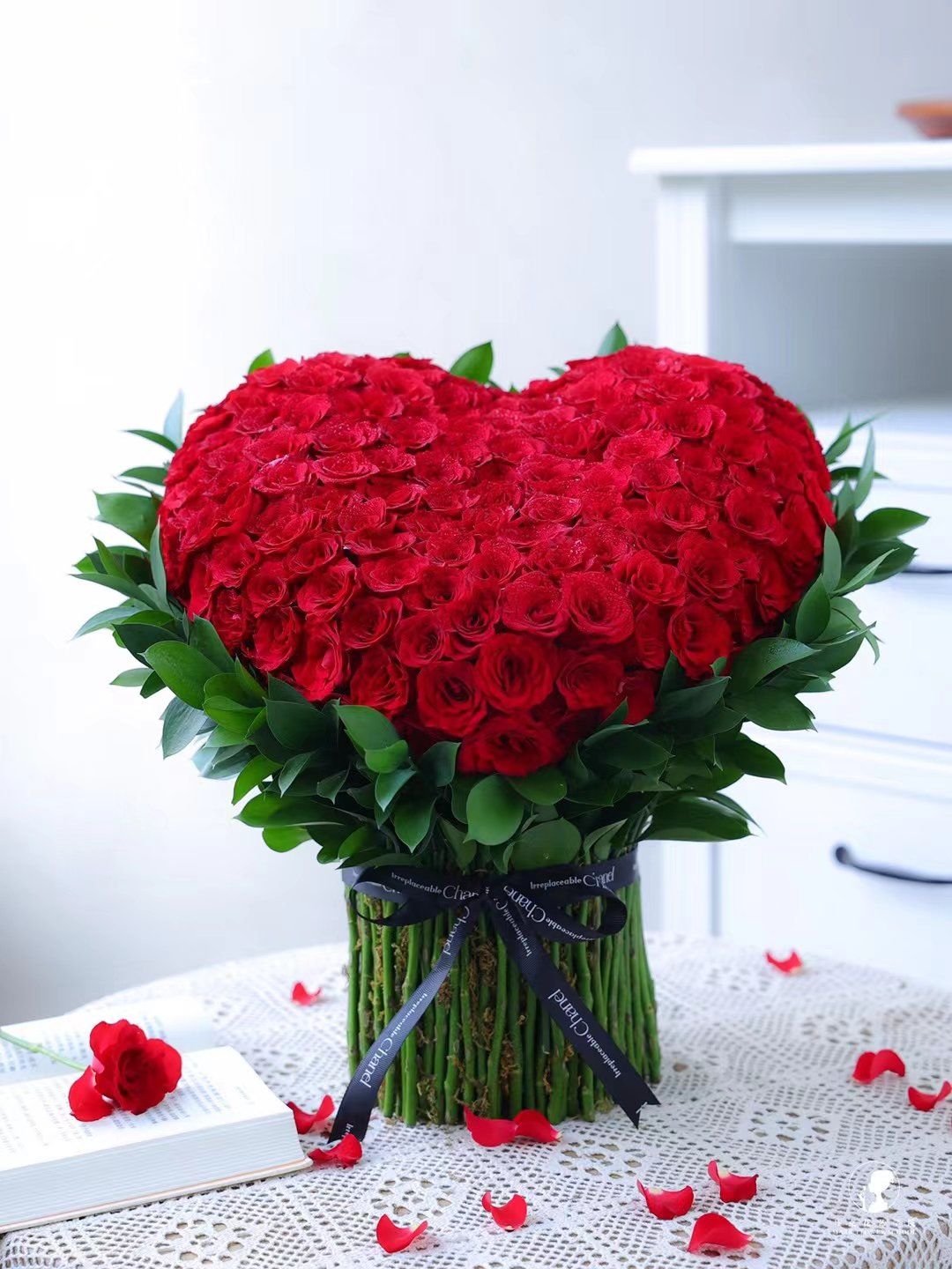 玫瑰花束的浪漫风