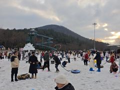 -汤山欢乐雪世界