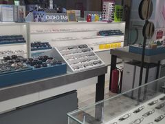 -宝岛眼镜·蔡司·依视路·青少儿近视防控验配中心(西市城购物中心店)
