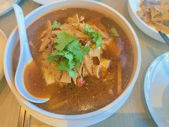 -菩提树·素食餐厅(汇智国际商业中心店)