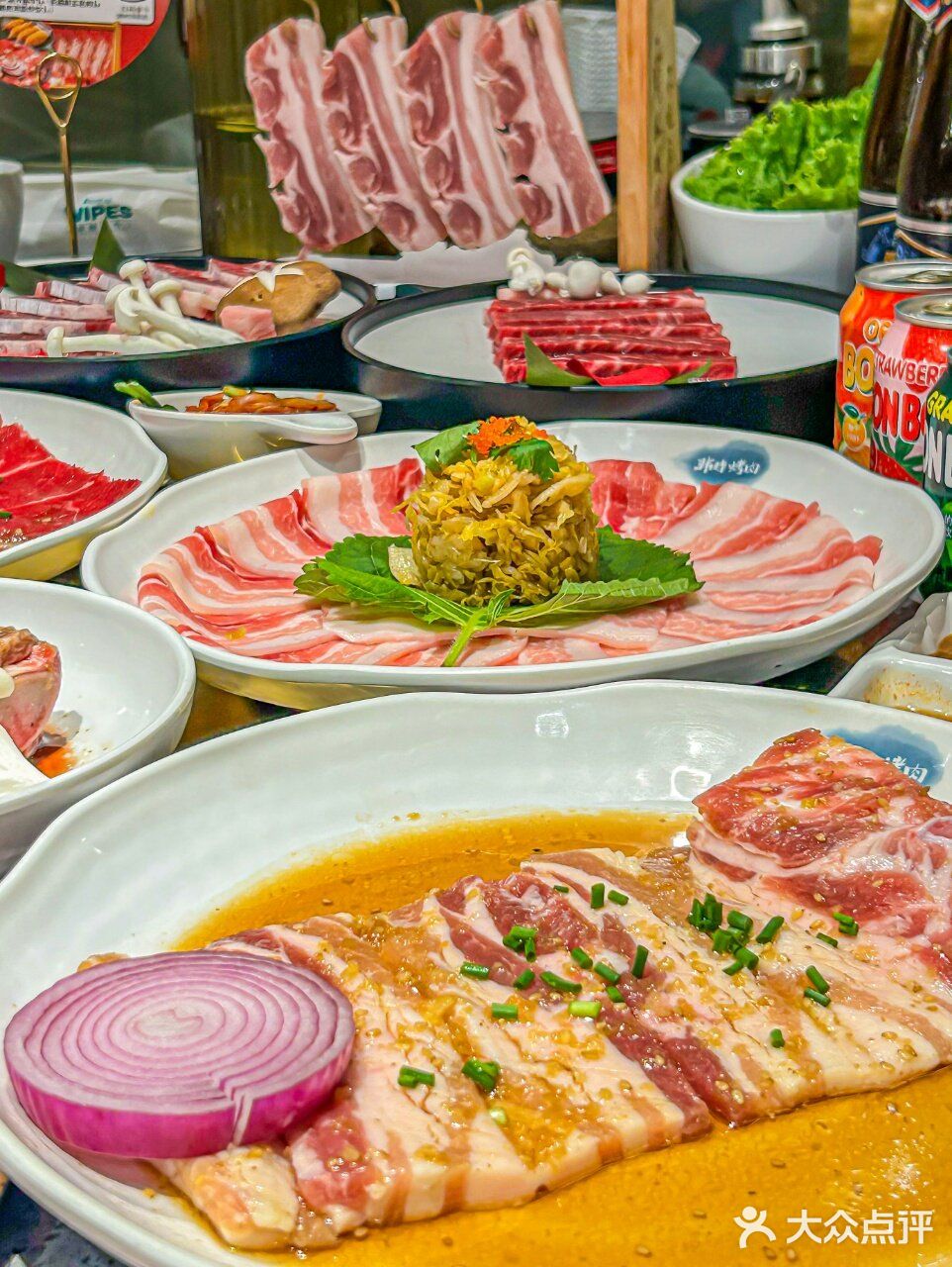 谁能够拒绝滋滋冒油的五花肉呢？！