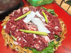 -潮汕·草根牛肉档(上海荟聚城市集市店)