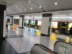 -中山北路(地铁站)