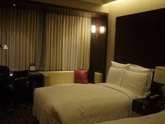 -上海龙之梦万丽酒店