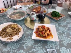 -天天向上素食餐厅(五台山店)
