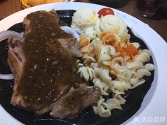 -豪客来牛排(空港华联店)
