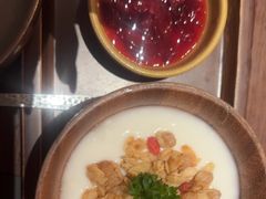 -银米·云南传统过桥米线(双廊黑金冠店)