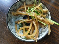 -内蒙焖面大盆骨餐馆(山大路店)