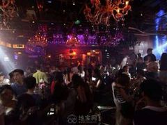 -五月花酒吧(民德路店)