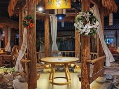 -花溪雨·森林餐厅(石基店)