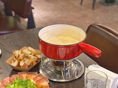 -瑞食酒馆 La Taverne Suisse