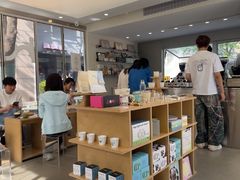 -HUGS coffee(东区店)