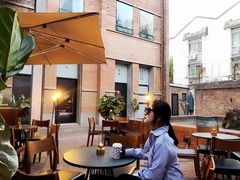 露天位-大酉·M Coffee(北京美术馆店)