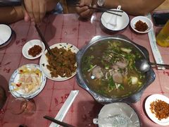-谢老五跷脚牛肉·非遗传承店