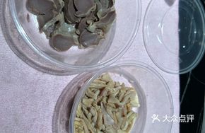 Duck Gizzard and Intestine Stir-fry