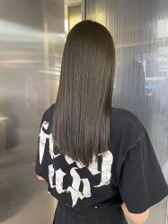 -苑苑发型设计