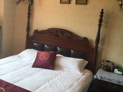 -十号名邸精品酒店（上海音乐学院店）(原复旦五官科医院店)