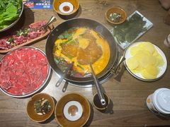 -贵厨酸汤牛肉(小十字店)
