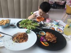 -KIDults童伴儿亲子餐厅(达美中心广场店)