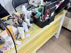 -吉田美学化妆美甲摄影培训(宁波校区)