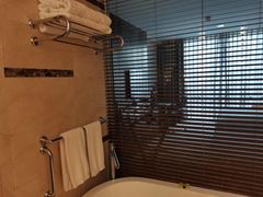 -青岛海尔洲际酒店