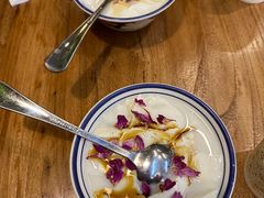 -云阿蛮云南生烫牛肉米线(奉贤路店)