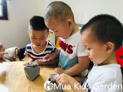 -MuaKids Garden
