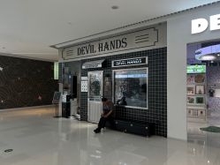 -Devilhands Barbershop男士理容店