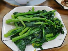 -银峰农庄·特色烧鸡·鲜无花果浸鸡