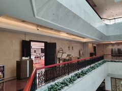 -广东大厦酒店(广州北京路步行街纪念堂地铁站店)