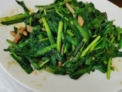 -顶之鲜海鲜餐厅