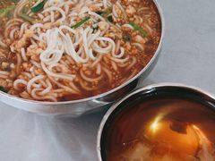 -正宗杨记普洱酸醋米线(总店)