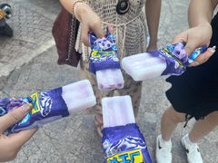 -黄桷坪涂鸦艺术街
