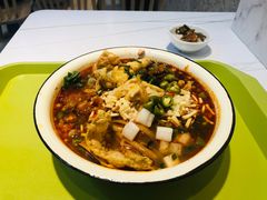 -丽丽三鲜螺蛳粉(田林路店)