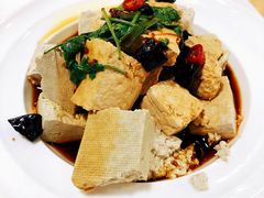 手掰小馆自制黑豆腐-黑鸡小馆(金源店)