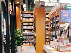 零售区-西西弗书店·矢量咖啡(新光天地店)