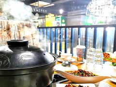 -菌海森林·非遗野生菌火锅(西山区滇池路摩根道店)