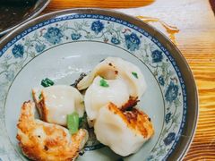 -无名氏宵夜小摊(祝家三姐妹馄饨店)