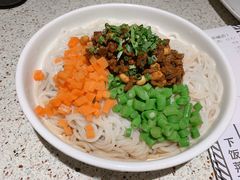 牛肉拌粉-大灰狼(中心书城店)