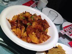 翅根压地瓜-吴记酱骨炖菜馆(康安路店)