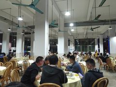 大堂-标记美食新鲜猪杂(兴南大道店)