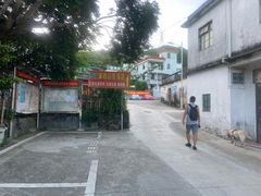 -洞背山庄(洞背院区式管理小区店)