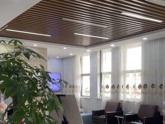 -茂菊口腔连锁(浦东南路店)